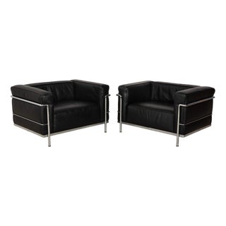 LC 3 Armchairs in Black Leather by Le Corbusier for Cassina, Set of 2 For Sale