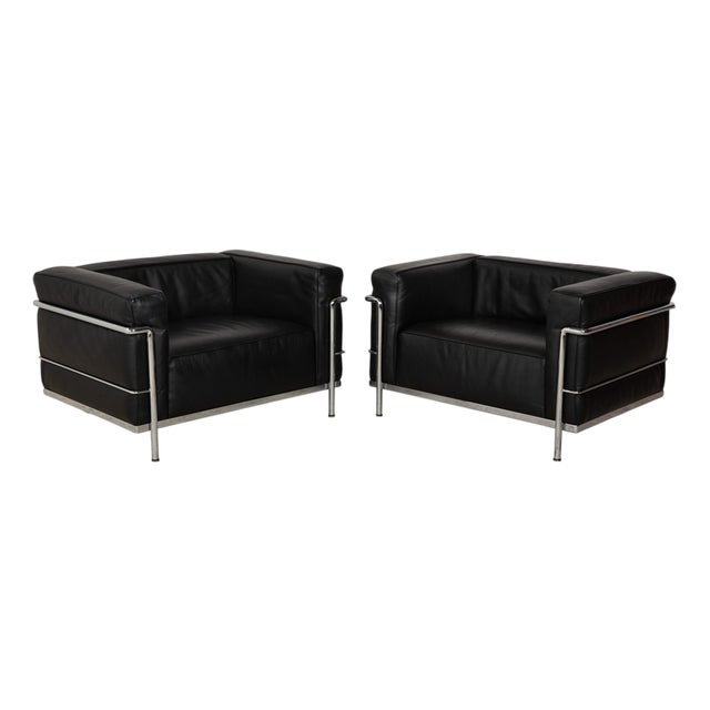 LC 3 Armchairs in Black Leather by Le Corbusier for Cassina, Set of 2 For Sale