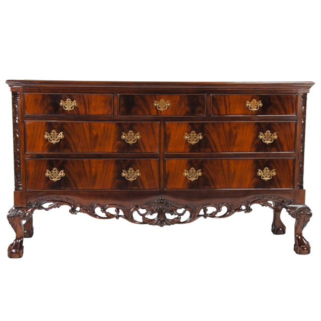 Niagara Furniture Chippendale Mahogany Triple Dresser For Sale
