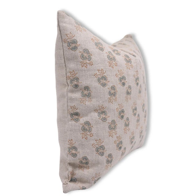 Add a touch of artisanal charm to your space with Fabdivine's handmade block print cushion cover. Crafted from thick...