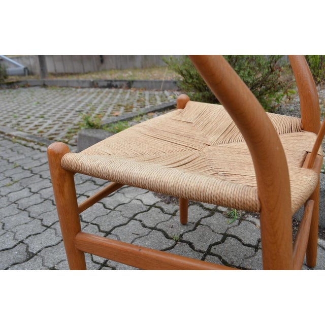CH24 Wishbone Y Chair in Oak by Hans J. Wegner for Carl Hansen, 1970s, Set of 4 For Sale - Image 17 of 18