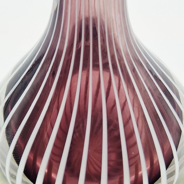 Zebra Glass Vase by Vicke Lindstrand for Kosta, Sweden, 1950s For Sale - Image 6 of 14