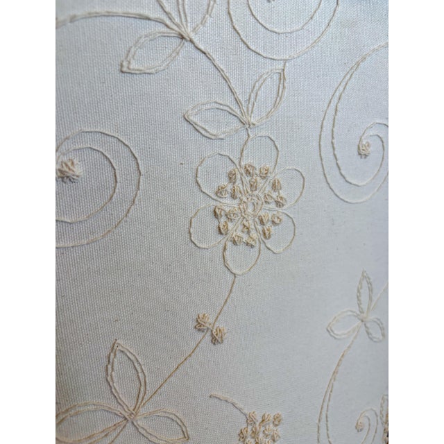 Chippendale 1980s Hickory Chair Co White Wingback Chair With Tone-on-Tone Embroidery and Matching Ottoman For Sale - Image 3 of 11