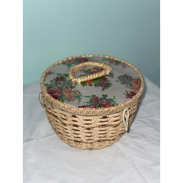 Vintage Wicker Woven Sewing Basket With Lid For Sale - Image 4 of 7