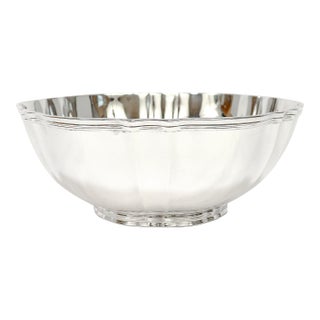 Tiffany & Co. Mid-Century Modern Sterling Silver Shaped Fruit Bowl For Sale
