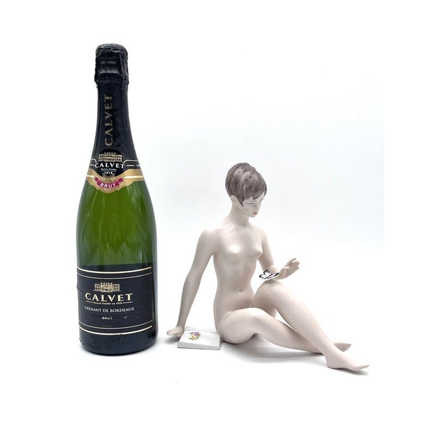 Seated Female Nude with Book and Butterfly Porcelain Figurine by Jiří Černoch for Royal Dux Bohemia, 1960s For Sale - Image 10 of 14