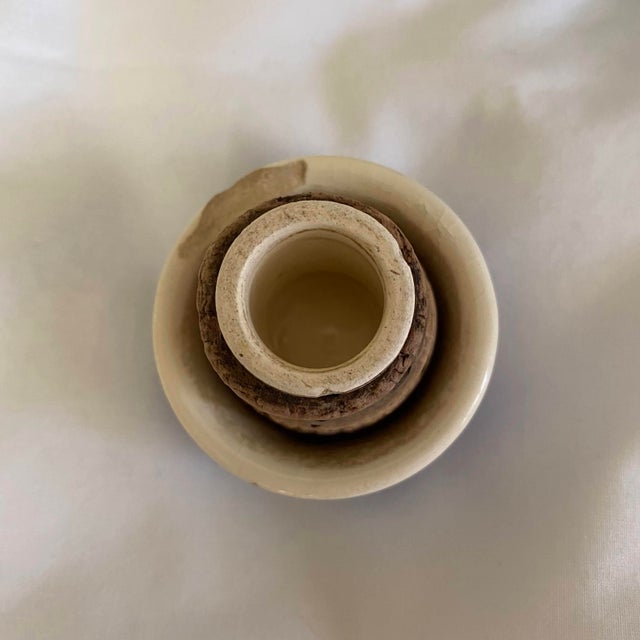 Wood 20th Century Universal Cambridge Pottery Primitive Farmhouse Cork Lid Pitcher Jug For Sale - Image 7 of 11