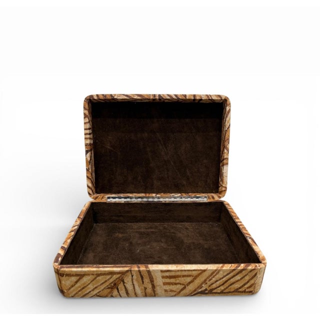 1980s Karl Springer Attributed Batik Clad Jewelry Box With Suede Interior. For Sale - Image 11 of 14