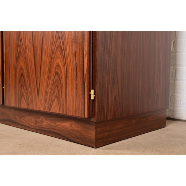 Skovby Danish Modern Rosewood Sideboard Credenza, Newly Refinished For Sale - Image 10 of 15