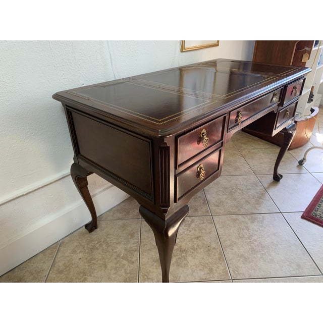 Vintage Georgian Style Mahogany Leather Top Writing Desk For Sale In San Francisco - Image 6 of 11