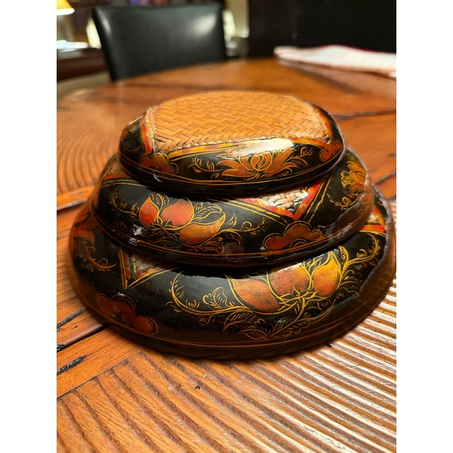 Paint Vintage Set of 3 Asian Lacquered Woven Nesting Bowls For Sale - Image 7 of 11