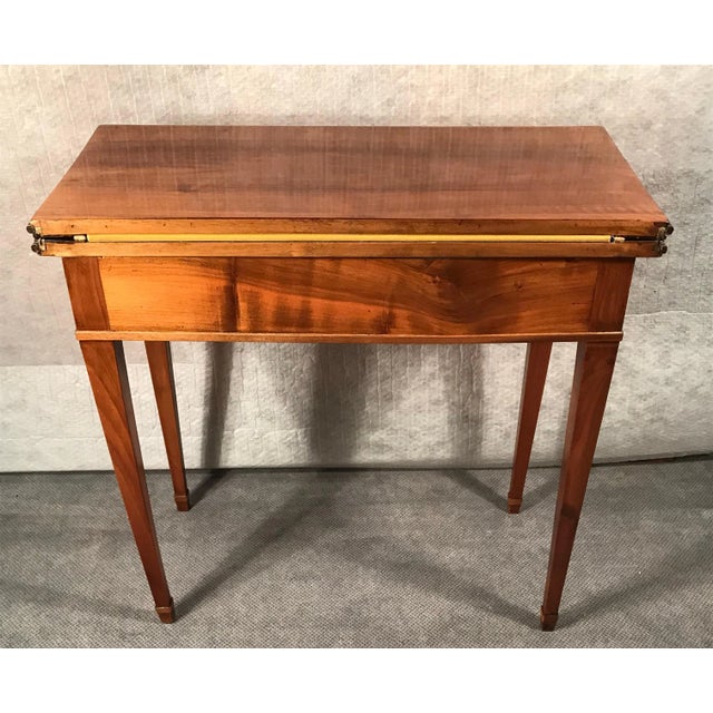 1820 South German Biedermeier Walnut Card Table For Sale In Boston - Image 6 of 12