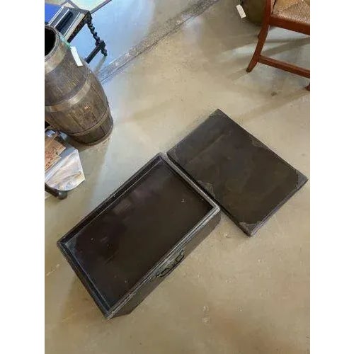 Early 19th Century Have One to Sell? Sell Now Antique Japanese Lacquered Kimono Trunk With Tray and Brass/Bronze Hardware For Sale - Image 5 of 12