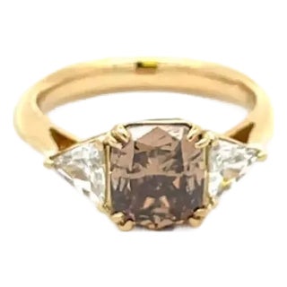 Genuine Cushion Bronze Color & White Diamond 18k Yellow Gold Ring Size 7 For Sale
