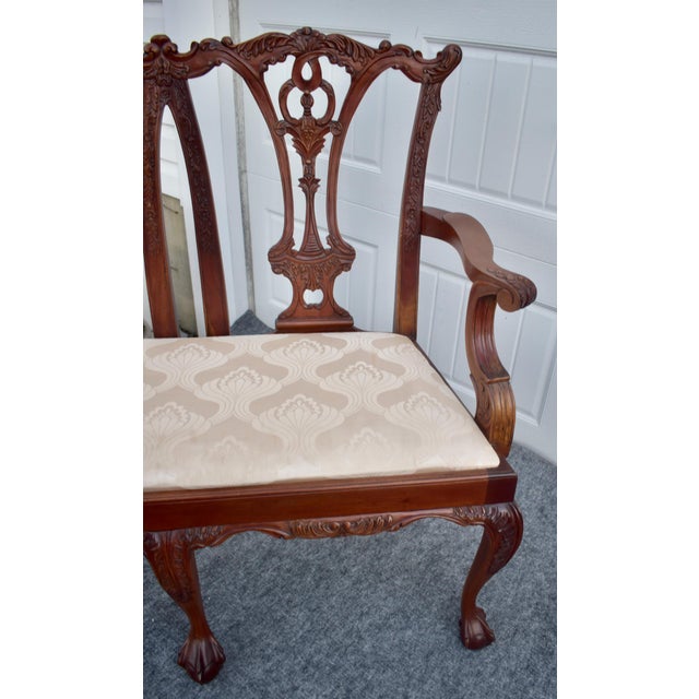 Chippendale Vintage Carved Mahogany Settee Chippendale Style Ball & Claw Feet For Sale - Image 3 of 16