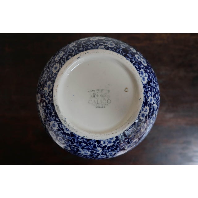 English Early 20th Century Blue Calico Large Pitcher For Sale - Image 3 of 6