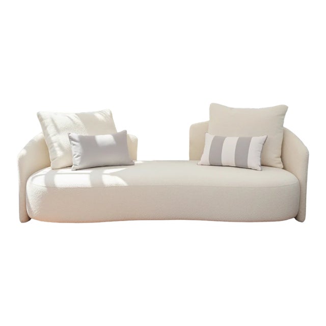 Serene Outdoor Arm Chair – Cream Bouclé All-Weather Lounge Seating For Sale
