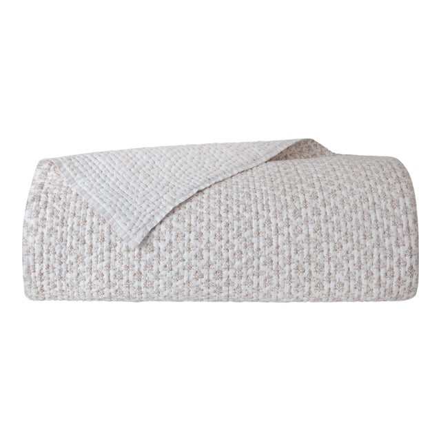 Erin Gates x Kassatex Iris Block King Quilt, Taupe For Sale