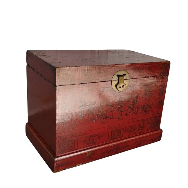 1900s Hand Painted Red Trunk For Sale - Image 4 of 8