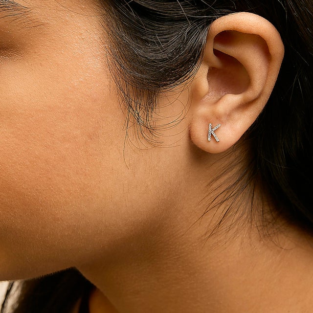 Haus of Brilliance 10K Yellow Gold 1/10 Cttw Diamond 'K' Initial Stud Earring For Sale - Image 4 of 5