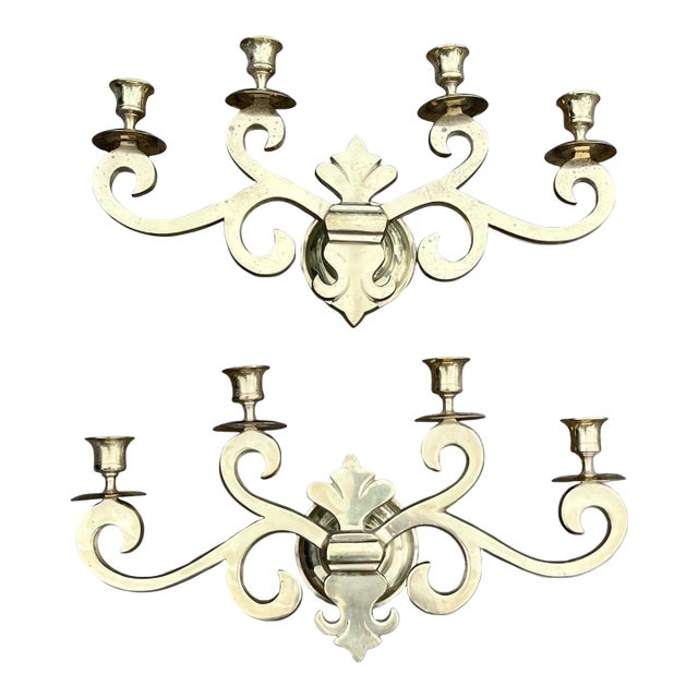 1970s French Fleur-De-Lis Pair of Wall Sconce Mounted Brass 4-Arm Candle Holders For Sale