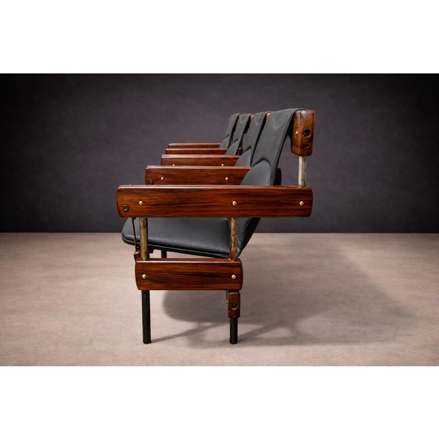 Pair of Double “Longarina” Auditorium Chairs, Sergio Rodrigues, 1965 For Sale - Image 10 of 13