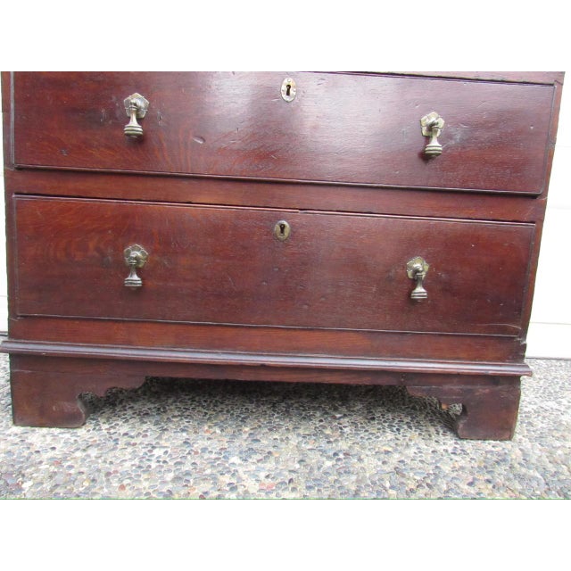 18th Century English Oak Chest of Drawers For Sale - Image 11 of 18