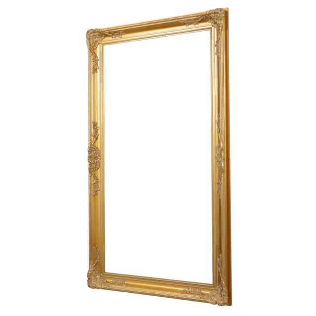 Large gold pine frame with a very beautiful aged patina, XL size, entirely in classic Baroque style, decorated with...