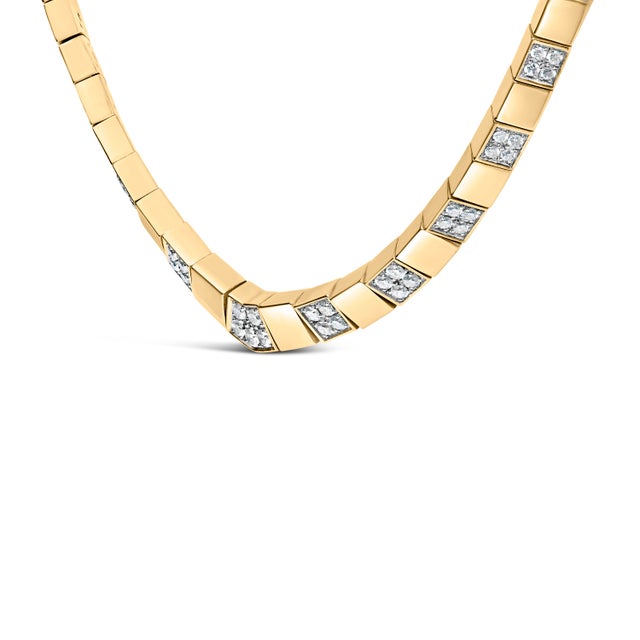Contemporary 14K Yellow Gold 4/5 Cttw Diamond Cluster and Bar Set Link 3.5 MM Chain Necklace For Sale - Image 3 of 5