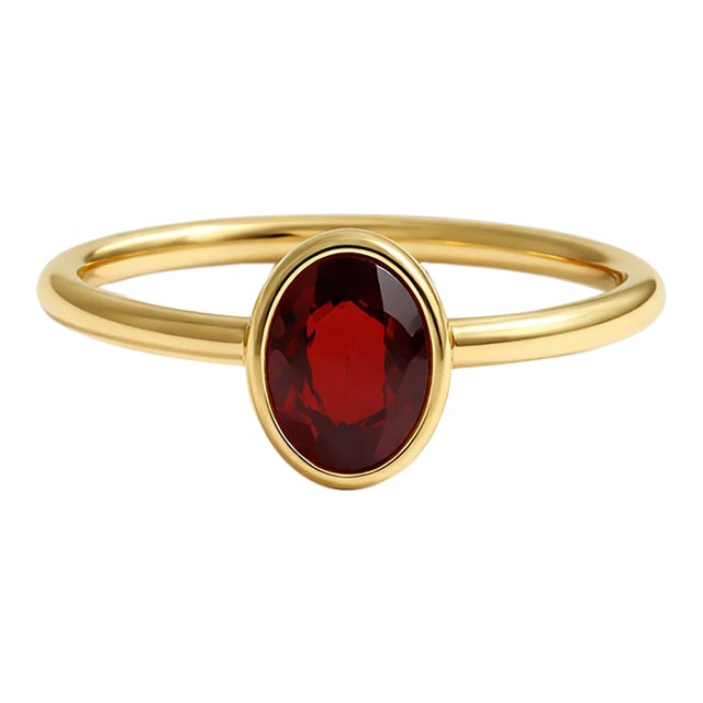 Garnet Gemstone Gold Plated January Birthstone Ring in 925 Sterling Silver Us 7 For Sale