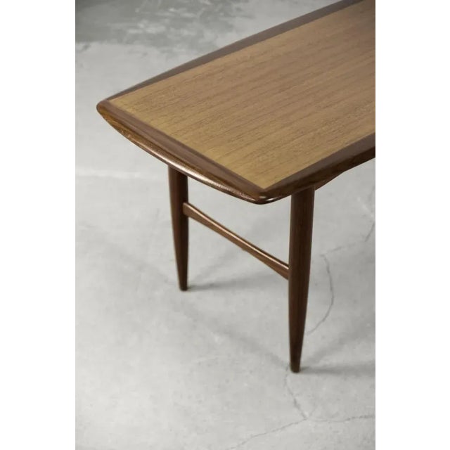 This coffee table was made by the Swedish manufacturer HMB Möbler, in Rörvik during the 1950s. It is made of high-quality...
