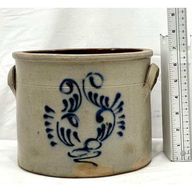 Very Nicely Blue Decorated Small 1 Gallon Size Antique American Stoneware Storage Crock - Mid 19th Century For Sale - Image 17 of 18
