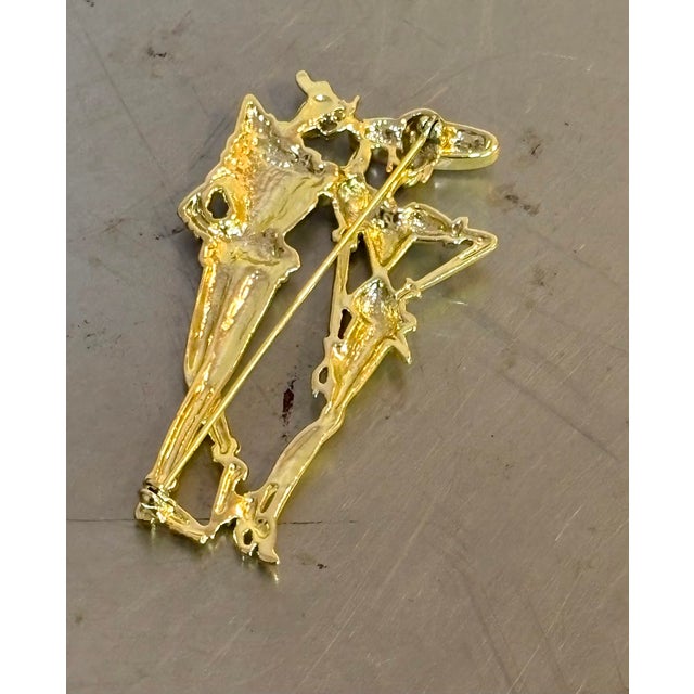 Postmodern Large Postmodern Gold Tone Woman/Man Figure Brooch For Sale - Image 3 of 4