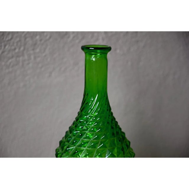 Italian Green Glass Bottle from Empoli, 1960s For Sale - Image 4 of 7