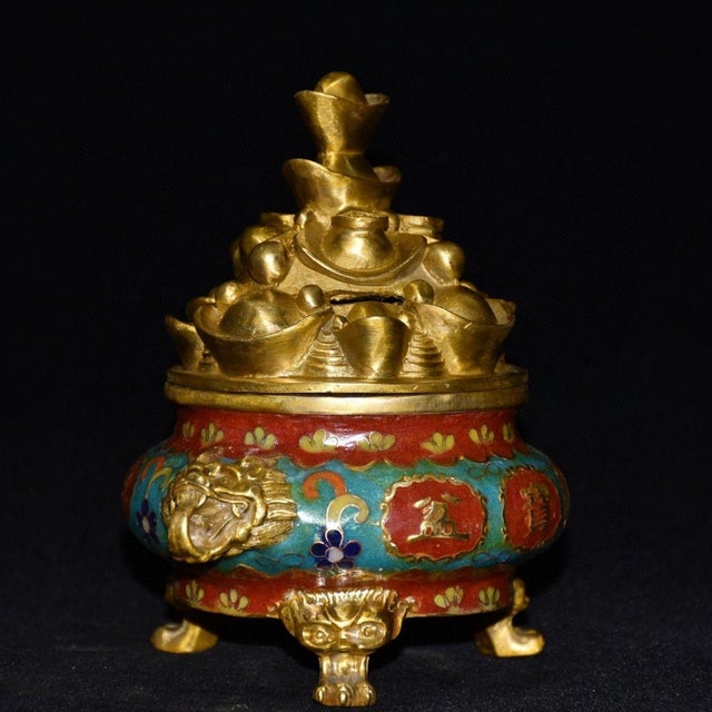 Cloisonne Enamel Incense Burner, Gilded Yuanbao Lid & Dragon Handles, Chinoiserie Wealth Motif Censer For Sale - Image 9 of 9