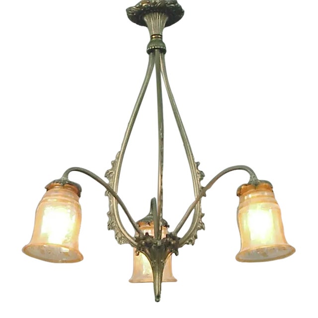1910s French Ceiling Fixture With 3 Gold American Iridescent Etched Shades For Sale