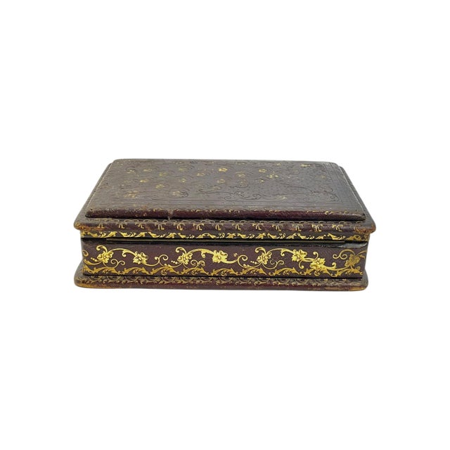 Brown 19th Century French Napoleon III Hand-Tooled Gilt Leather Box For Sale - Image 8 of 16