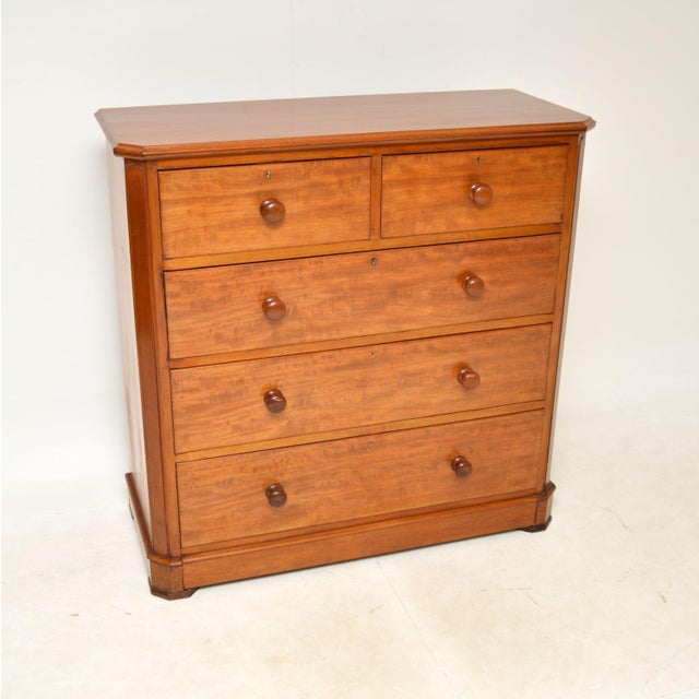 A large and very impressive antique Victorian chest of drawers. This was made in England, it dates from around the...