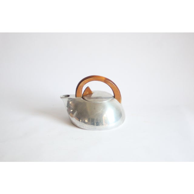 Modern Streamline K3 Kettle by Jean Picquot for Burrage and Boyd Ltd, 1940s For Sale - Image 6 of 11