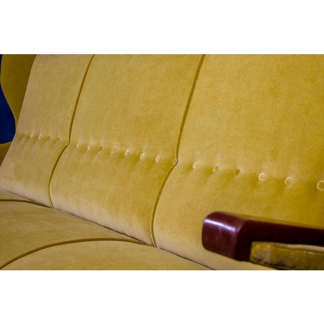 Gold Large Mid-Century Modern Italian Sofa attributed to Osvaldo Borsani by Osvaldo Borsani, 1950 For Sale - Image 8 of 14