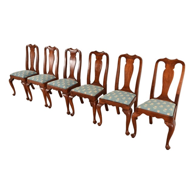 Henkel Harris Queen Anne Solid Cherry Wood Dining Chairs, Set of Six For Sale