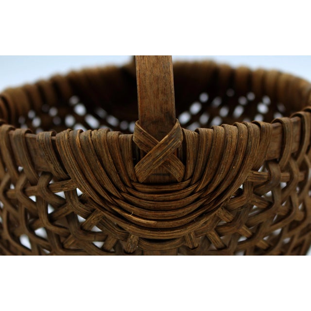 Late 19th Century Woven American Basket For Sale - Image 4 of 5