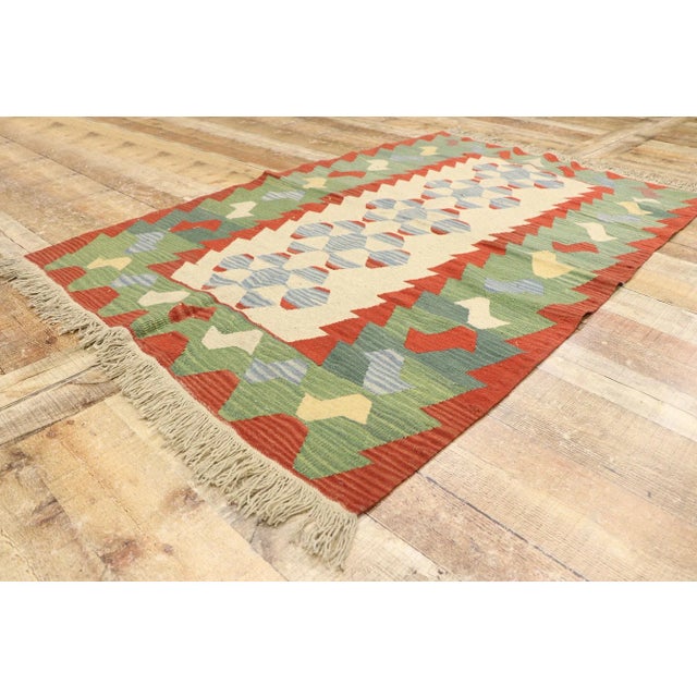 Vintage Persian Shiraz Kilim Rug - 03'09 X 05'07 For Sale In Dallas - Image 6 of 9