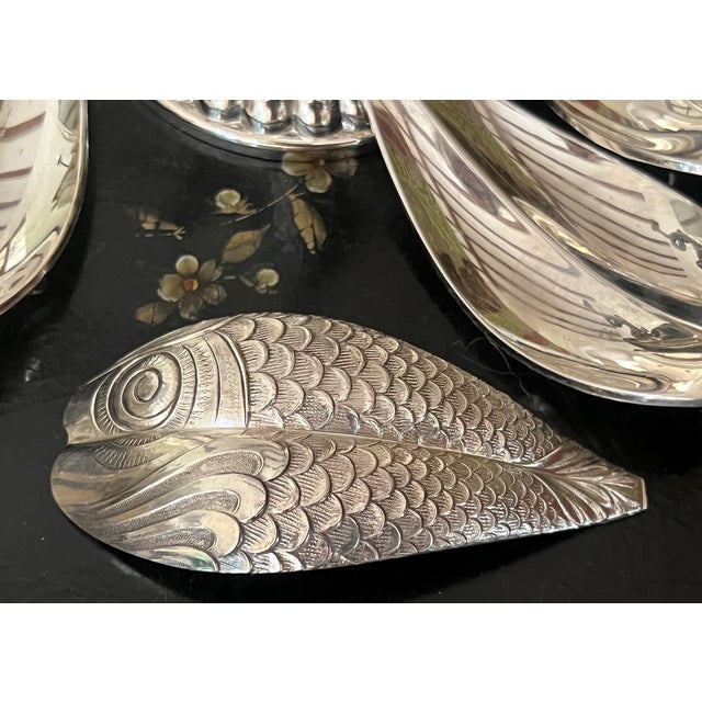 1960s French Christofle Silver Plated ‘Caviar Flower’ Spoon Serving Set, C. 1960's For Sale - Image 5 of 13