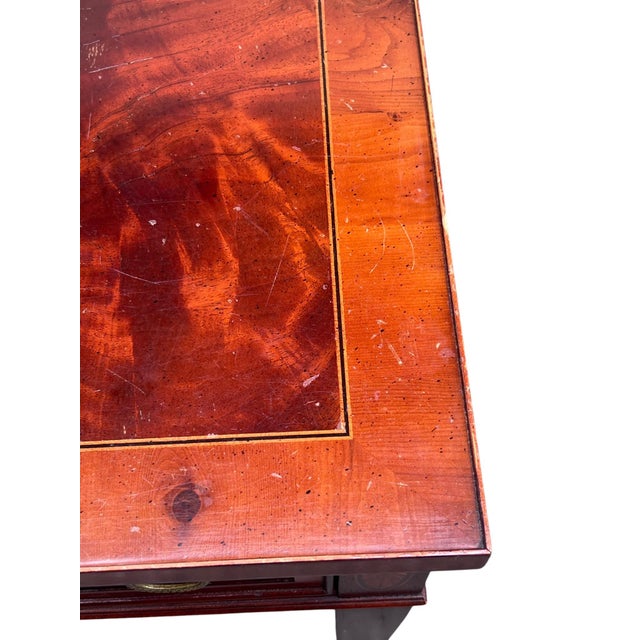 Late 20th Century Hekman Crotch Mahogany Side Table For Sale - Image 12 of 18