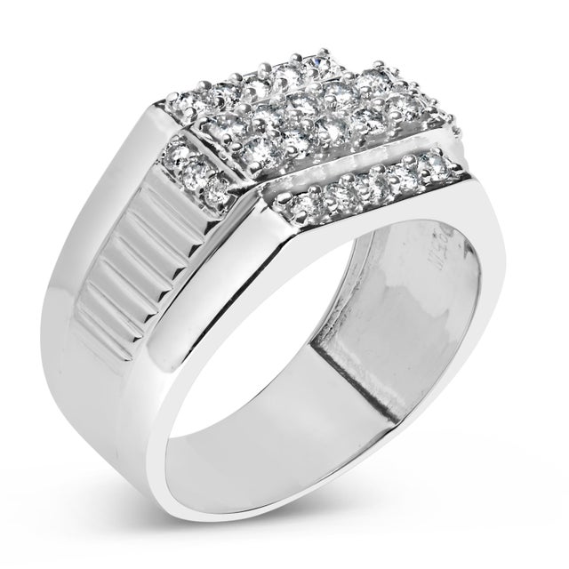 Contemporary Men's .925 Sterling Silver 1.00 Cttw Diamond Multi Row Band Ring -Size 9 For Sale - Image 3 of 6