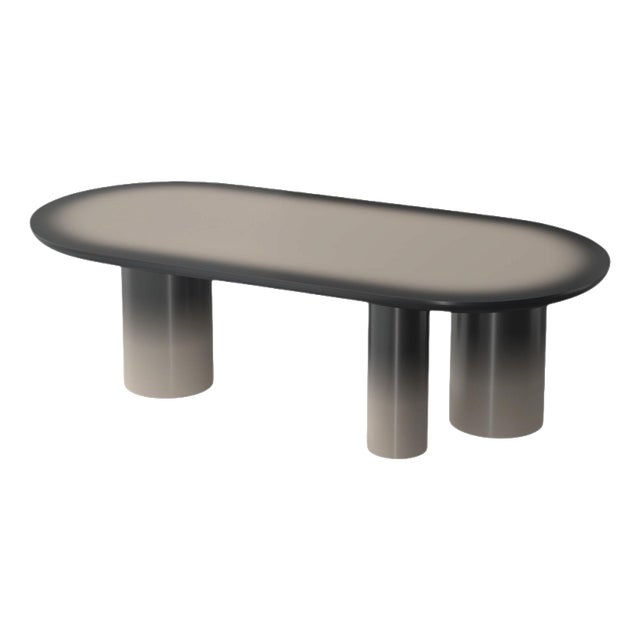 Zeus Gradient Oval Dining Table with Lacquer Finish by Ultramobili For Sale