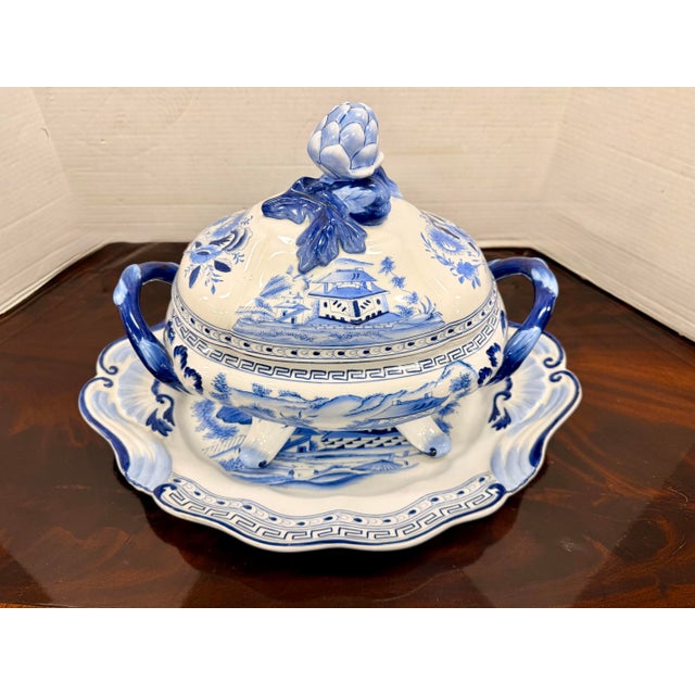 Chelsea House Chinoiserie Blue and White Porcelain Soup Tureen & Underplate For Sale In New York - Image 6 of 8