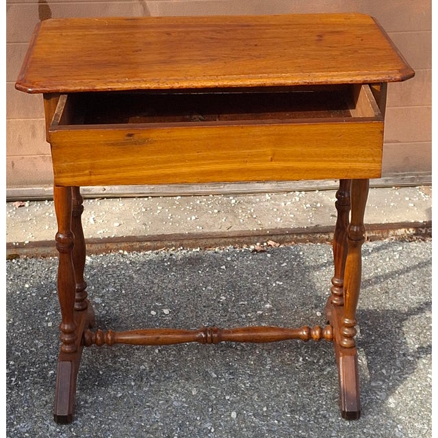 19th Century Victorian Mahogany Single Drawer Side Table For Sale In Washington DC - Image 6 of 11
