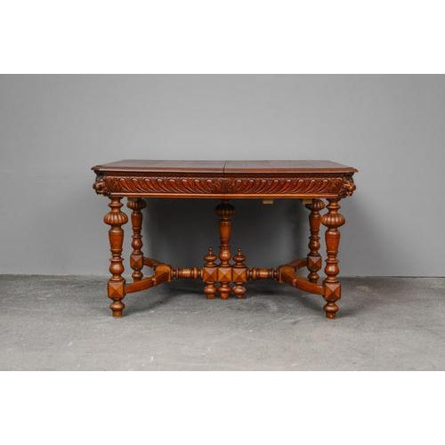 Dining Table in Oak For Sale - Image 3 of 18